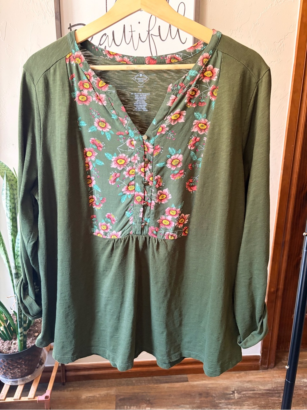 St. John's Bay Olive Long-Sleeve tunic blouse Top with Pink Floral Bib size Xl